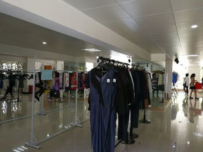 技能周服裝大賣(mài)場(chǎng)實(shí)踐 從課堂到市場(chǎng)的華麗蛻變